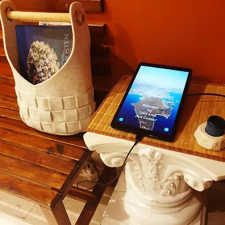 Ave Caesar Lägenhet